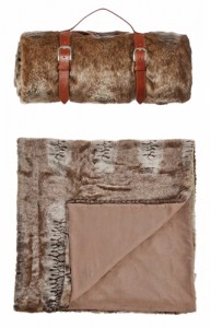 faux fur blanket